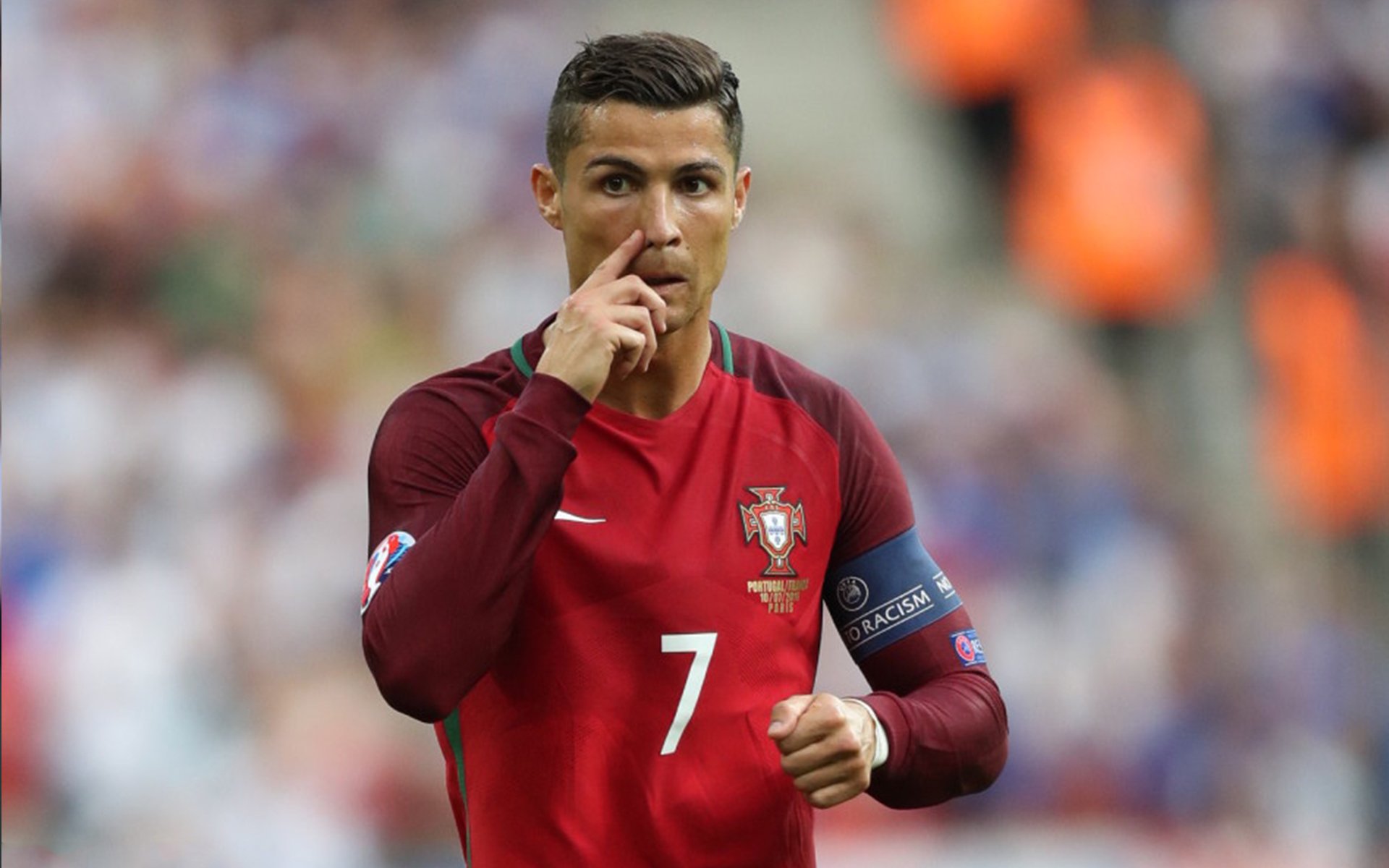 世界杯精彩不断：战术变化，精彩无限！，世界杯的精彩瞬间